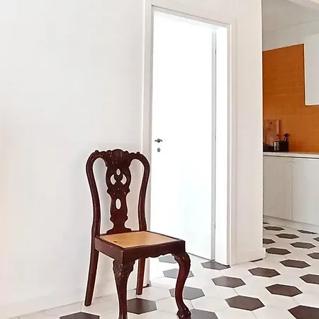 Apartamento Stylish Flat Near Promenade Tesalónica