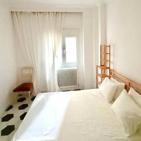 Stylish Flat Near Promenade Apartament Salonic
